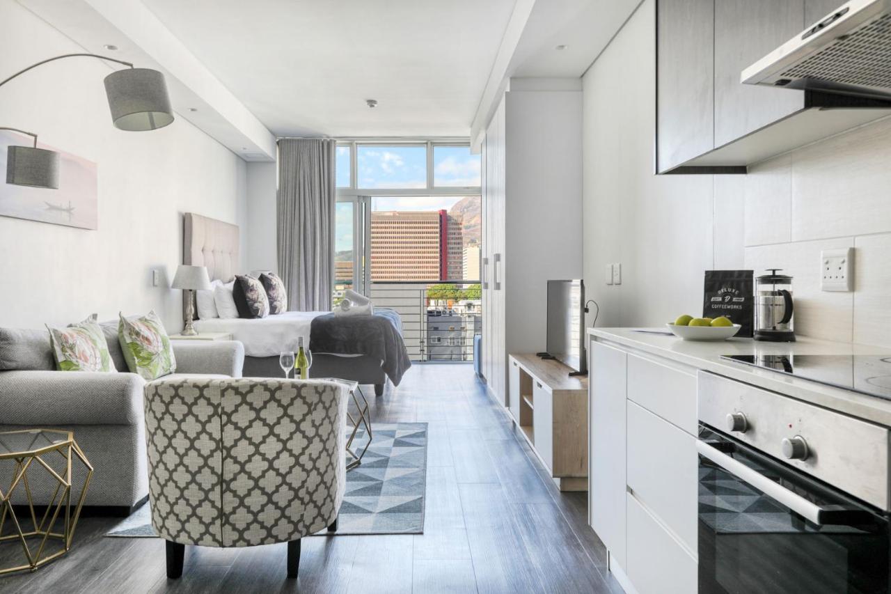 Backup-Power Mountain View Trendy Apartment Fokváros Kültér fotó
